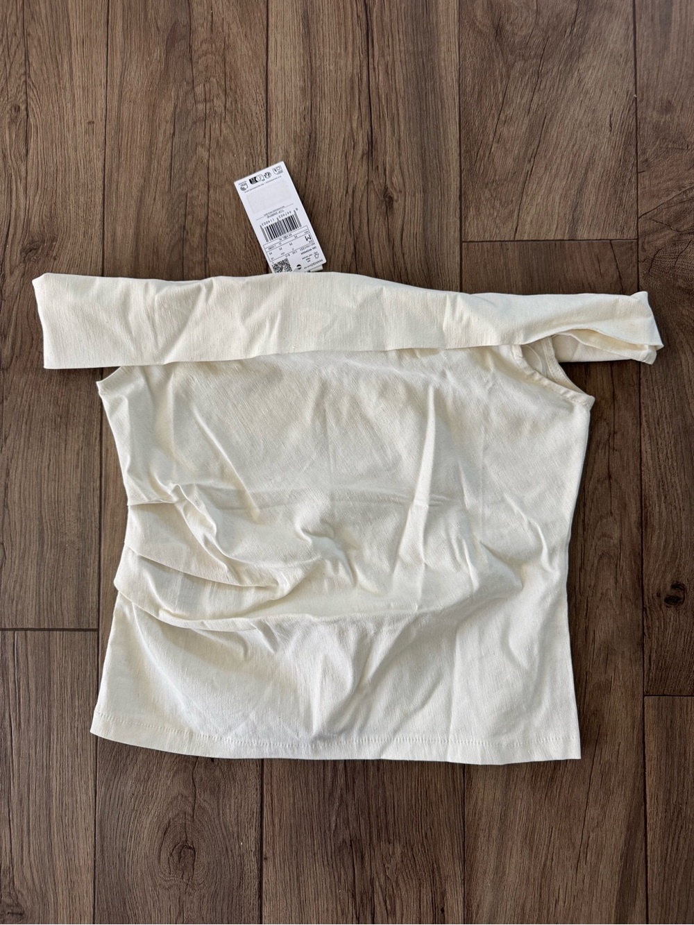 Mango Off-Shoulder Cream Crop Top